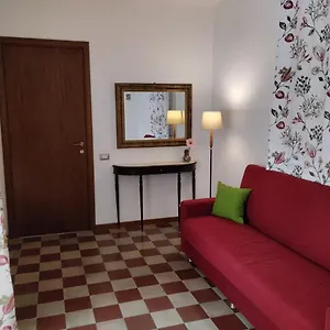 manzoni-81.catania-hotels.net/