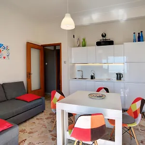top-floor-aparthotel-bentivoglio.catania-hotels.net/